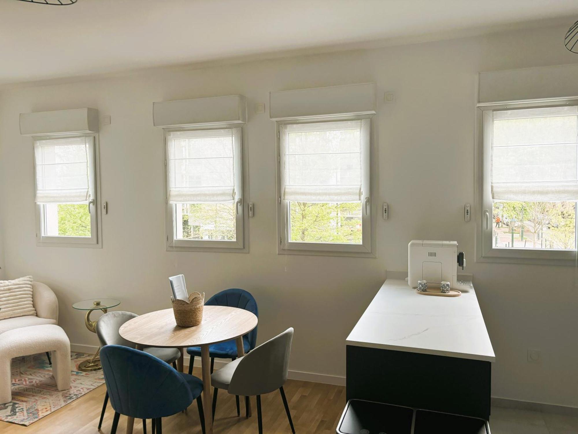 Le Boudoir - 2 Pieces Et Parking Apartment เลอเปลซีส์-โรแบงซง ภายนอก รูปภาพ