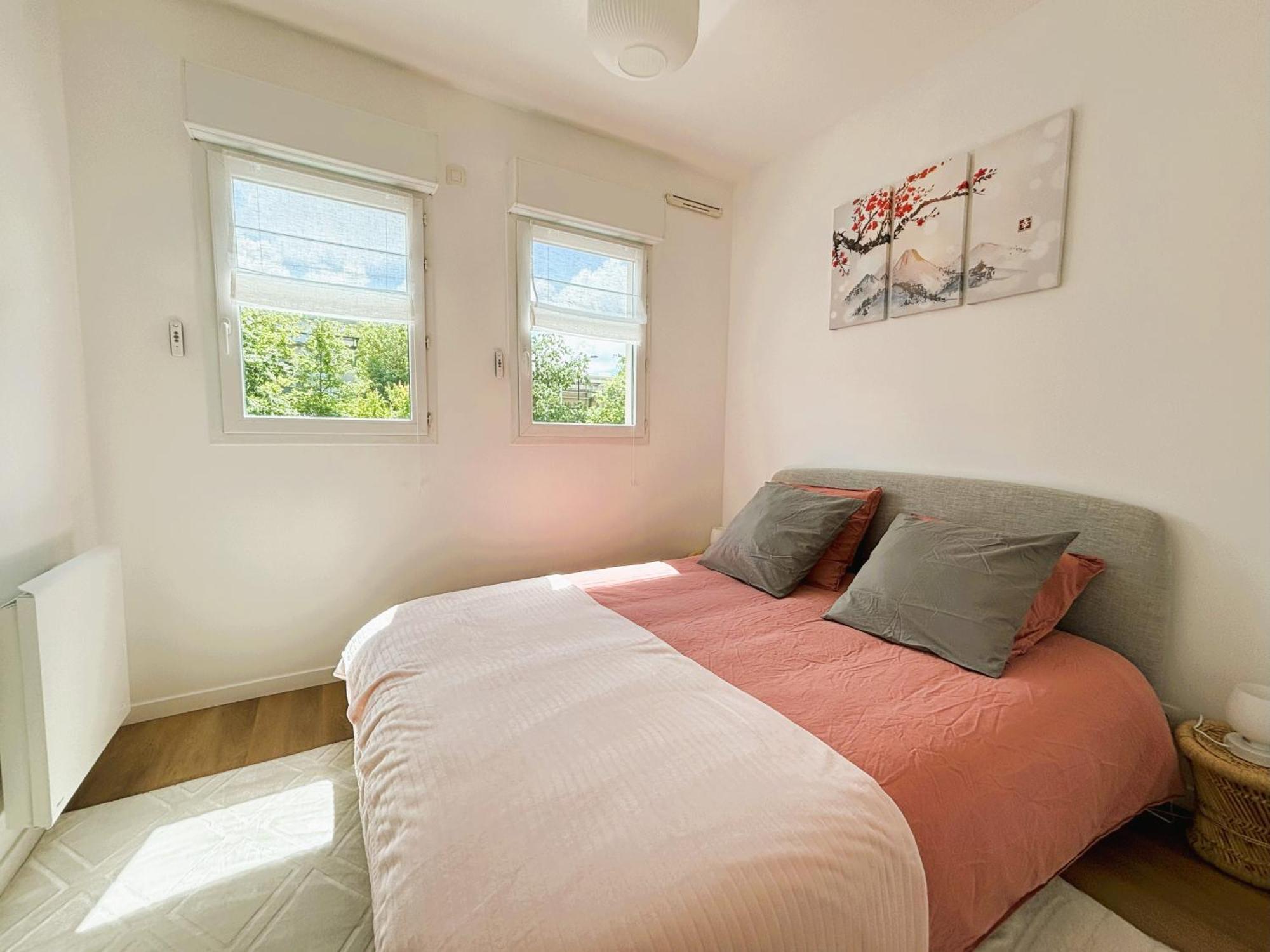 Le Boudoir - 2 Pieces Et Parking Apartment เลอเปลซีส์-โรแบงซง ห้อง รูปภาพ